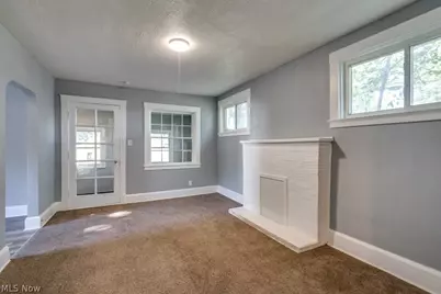 1886 Hillside Terrace, Akron, OH 44305 - Photo 9