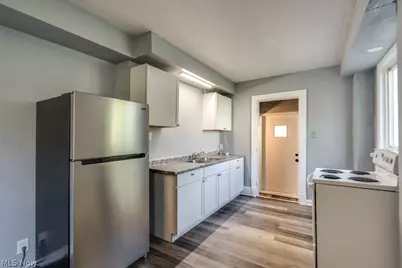 1886 Hillside Terrace, Akron, OH 44305 - Photo 15