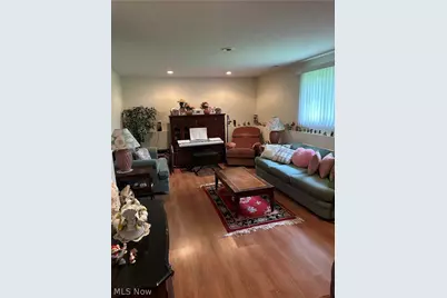 25235 Suwanee Avenue, Oakwood, OH 44146 - Photo 13