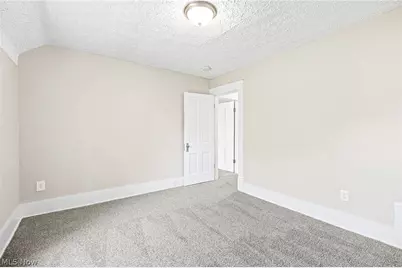 30 16th Street NW, Barberton, OH 44203 - Photo 25