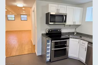 2188 W 6th Street #DOWN, Loveland, OH 44113 - Photo 11