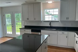 165 W 3rd St, Frazeysburg, OH 43822 - Photo 7