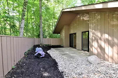 680-26 Fairington Drive, Aurora, OH 44202 - Photo 3
