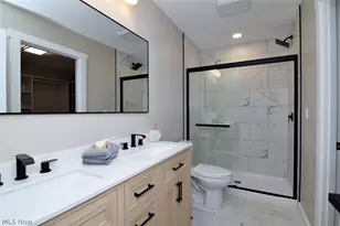 680-26 Fairington Dr, Aurora, OH 44202 - Photo 29