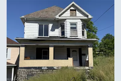 223 Ohio Street, Steubenville, OH 43952 - Photo 1