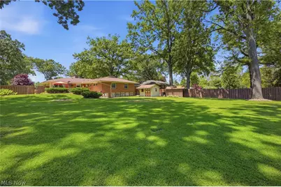 277 Marwood Drive SE, Warren, OH 44484 - Photo 33