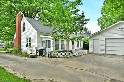7435 Westview Drive, Youngstown, OH 44512 - Photo 3