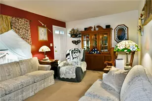 7435 Westview Dr, Youngstown, OH 44512 - Photo 9