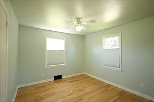 187 Helena Dr, Struthers, OH 44471 - Photo 13