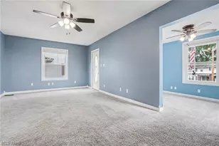 608 Clark St, Cambridge, OH 43725 - Photo 11