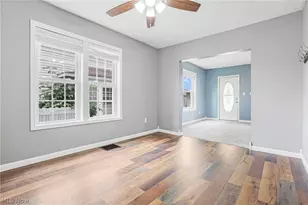 608 Clark St, Cambridge, OH 43725 - Photo 17