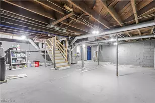 608 Clark St, Cambridge, OH 43725 - Photo 37