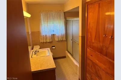 1629 Woodland Drive, Coshocton, OH 43812 - Photo 11