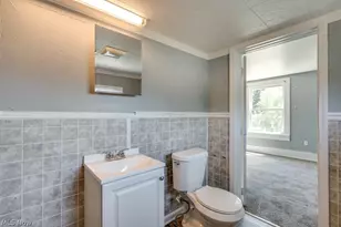 36 21st St NW, Barberton, OH 44203 - Photo 27