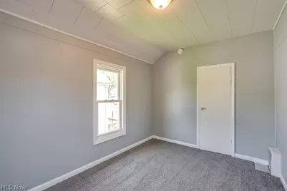 36 21st Street NW, Barberton, OH 44203 - Photo 25