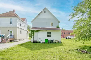 126 14th St NW, Barberton, OH 44203 - Photo 19