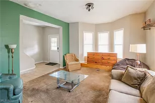 126 14th St NW, Barberton, OH 44203 - Photo 5