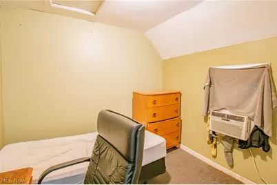 126 14th Street NW, Barberton, OH 44203 - Photo 15