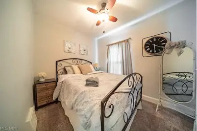 225 29th Street NW, Barberton, OH 44203 - Photo 13