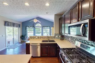 759 Admore Dr, Kent, OH 44240 - Photo 9
