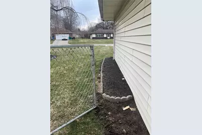 437 Audrey Drive, Richmond Heights, OH 44143 - Photo 3