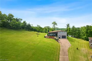 2506 Valley View Dr, Belpre, OH 45714 - Photo 35