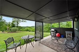 2506 Valley View Dr, Belpre, OH 45714 - Photo 29