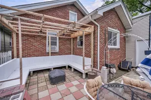 1915 4th St NE, Canton, OH 44704 - Photo 31