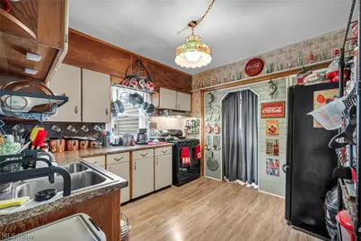1915 4th Street NE, Canton, OH 44704 - Photo 7