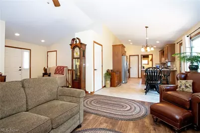848 Hemlock Trail, Orrville, OH 44667 - Photo 3