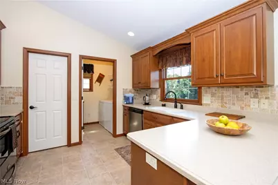848 Hemlock Trail, Orrville, OH 44667 - Photo 9
