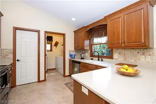 848 Hemlock Trail, Orrville, OH 44667 - Photo 9