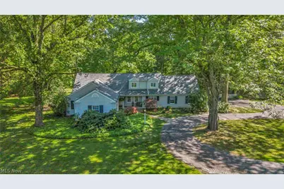 1176 Meadow Spur Drive, Akron, OH 44333 - Photo 3
