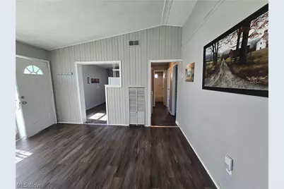 169 Boston Avenue, Elyria, OH 44035 - Photo 5