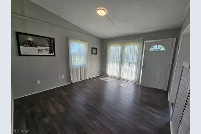 169 Boston Avenue, Elyria, OH 44035 - Photo 3