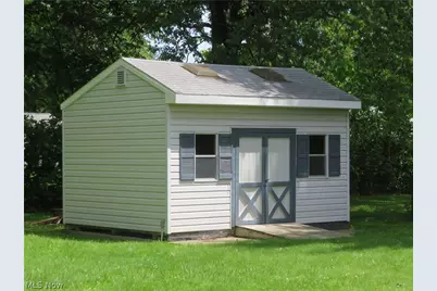34042 Luanne Drive, North Ridgeville, OH 44039 - Photo 3