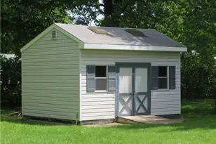 34042 Luanne Dr, North Ridgeville, OH 44039 - Photo 3