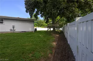 1310 Nottingham Square NE, Bolivar, OH 44612 - Photo 7
