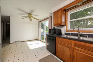 1310 Nottingham Square NE, Bolivar, OH 44612 - Photo 19