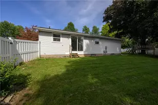 1310 Nottingham Square NE, Bolivar, OH 44612 - Photo 5