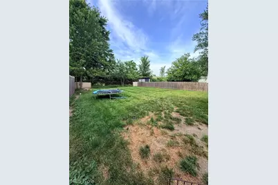 136 Sheriff Street, Elyria, OH 44035 - Photo 11