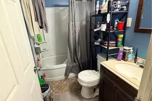 136 Sheriff St, Elyria, OH 44035 - Photo 7