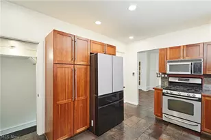 163 Edgerton Rd, Akron, OH 44303 - Photo 9