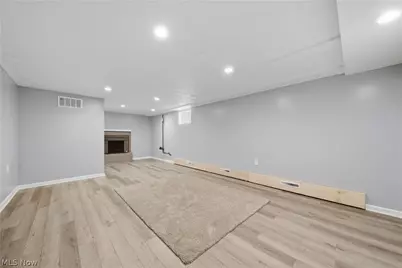 3610 Darien Avenue NW, Canton, OH 44718 - Photo 25