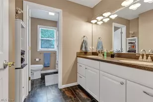 7937 Pinehurst Dr, Kirtland, OH 44094 - Photo 21