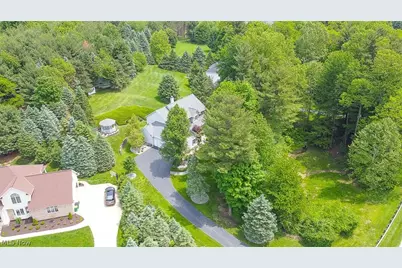 7937 Pinehurst Drive, Kirtland, OH 44094 - Photo 37