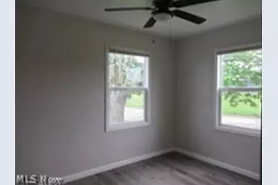 1936 Lakeview Avenue, Lorain, OH 44053 - Photo 13