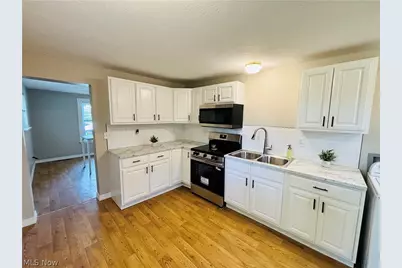 833 Main Street #B(back), Conneaut, OH 44030 - Photo 7