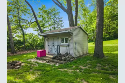 5265 Eastlake Street NW, North Canton, OH 44720 - Photo 41
