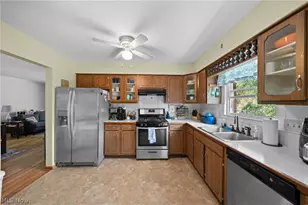 616 Plainfield Rd, Akron, OH 44312 - Photo 9